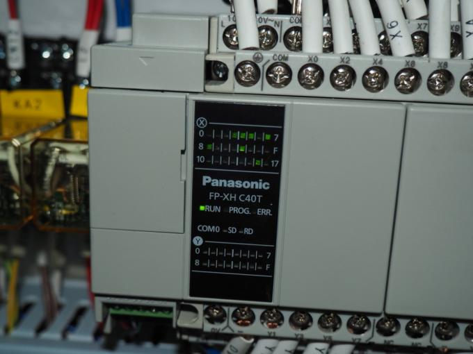 CCD 비주얼 일 부분 접착제 분배 기계 60L 탱크 용량 5